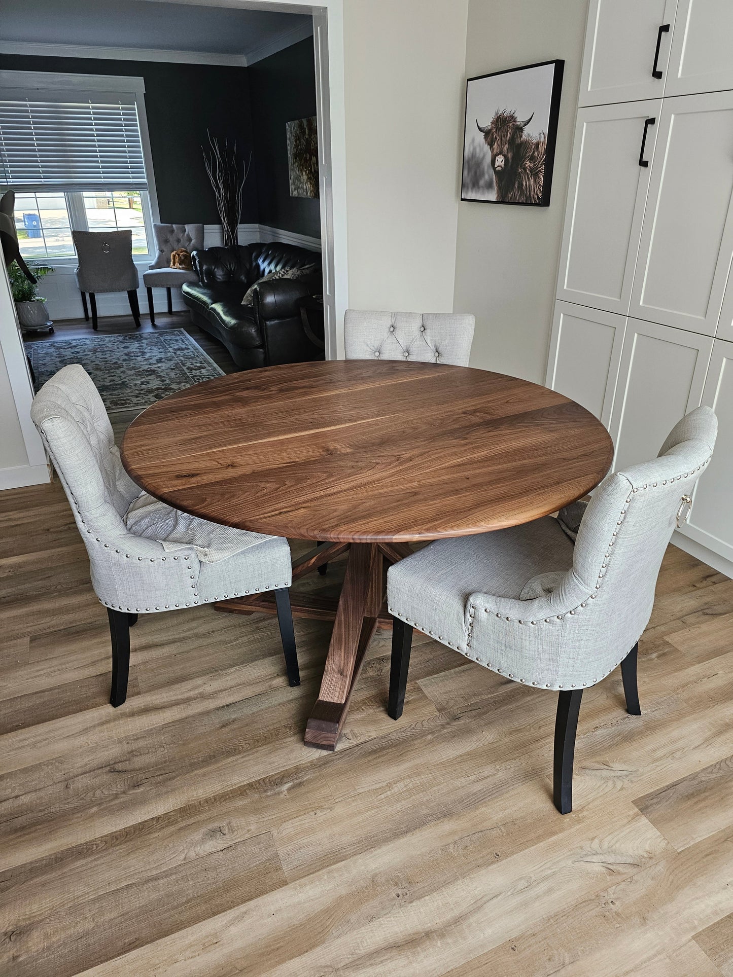 Round Farmhouse dining table, dining chairs.