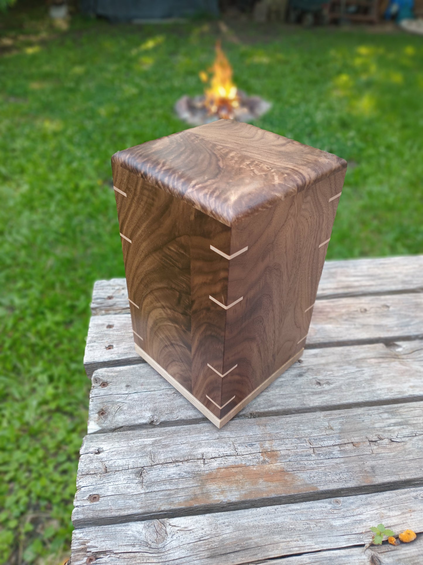 Wholesale Bulk order : 10-Woodbox Urns For Ashes