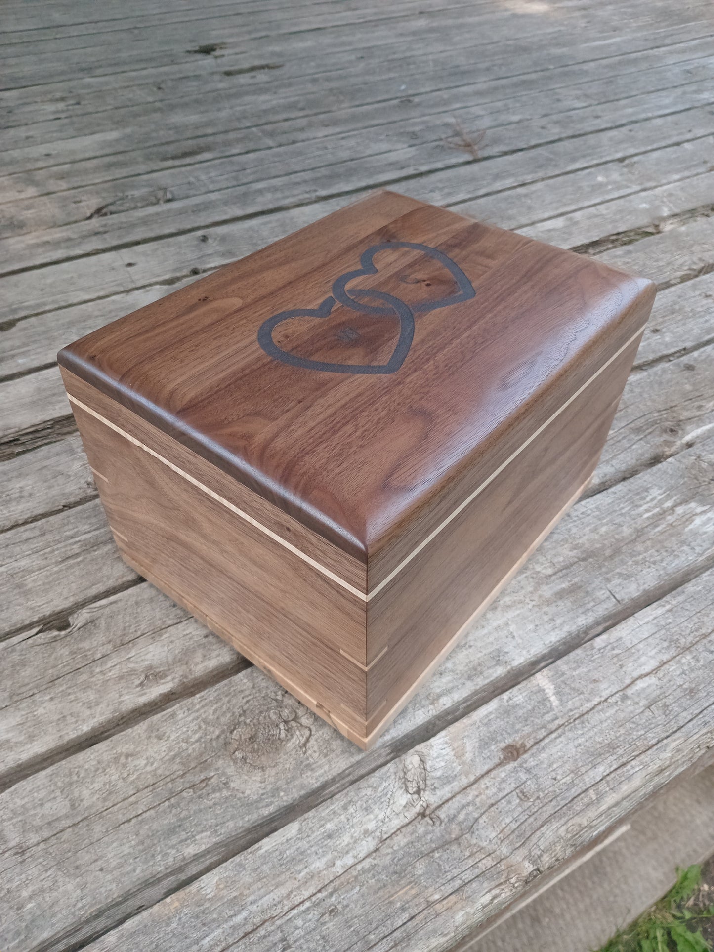 The True North Companion Woodbox Urn For Asthes