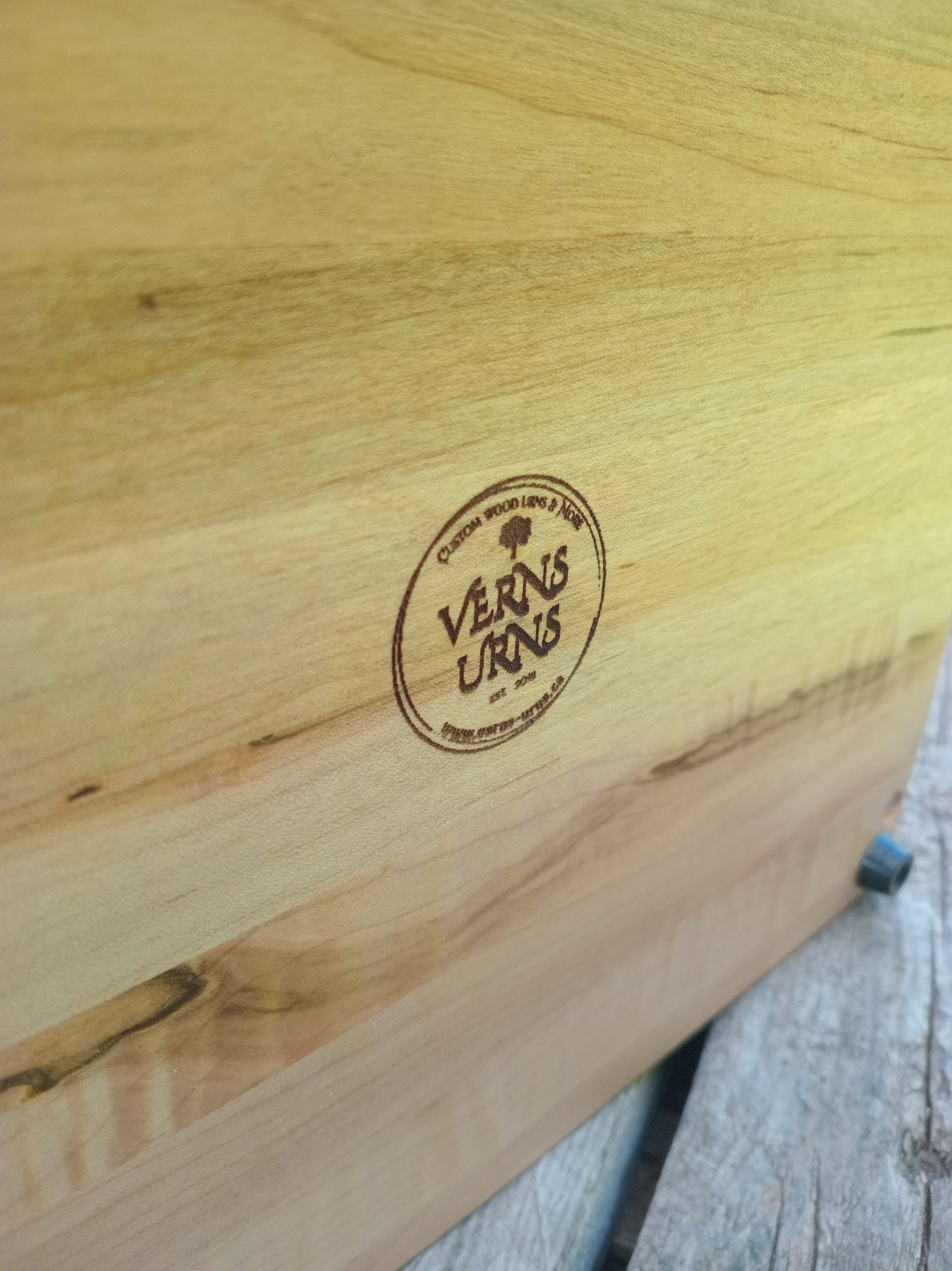 The True North Companion Woodbox Urn For Asthes