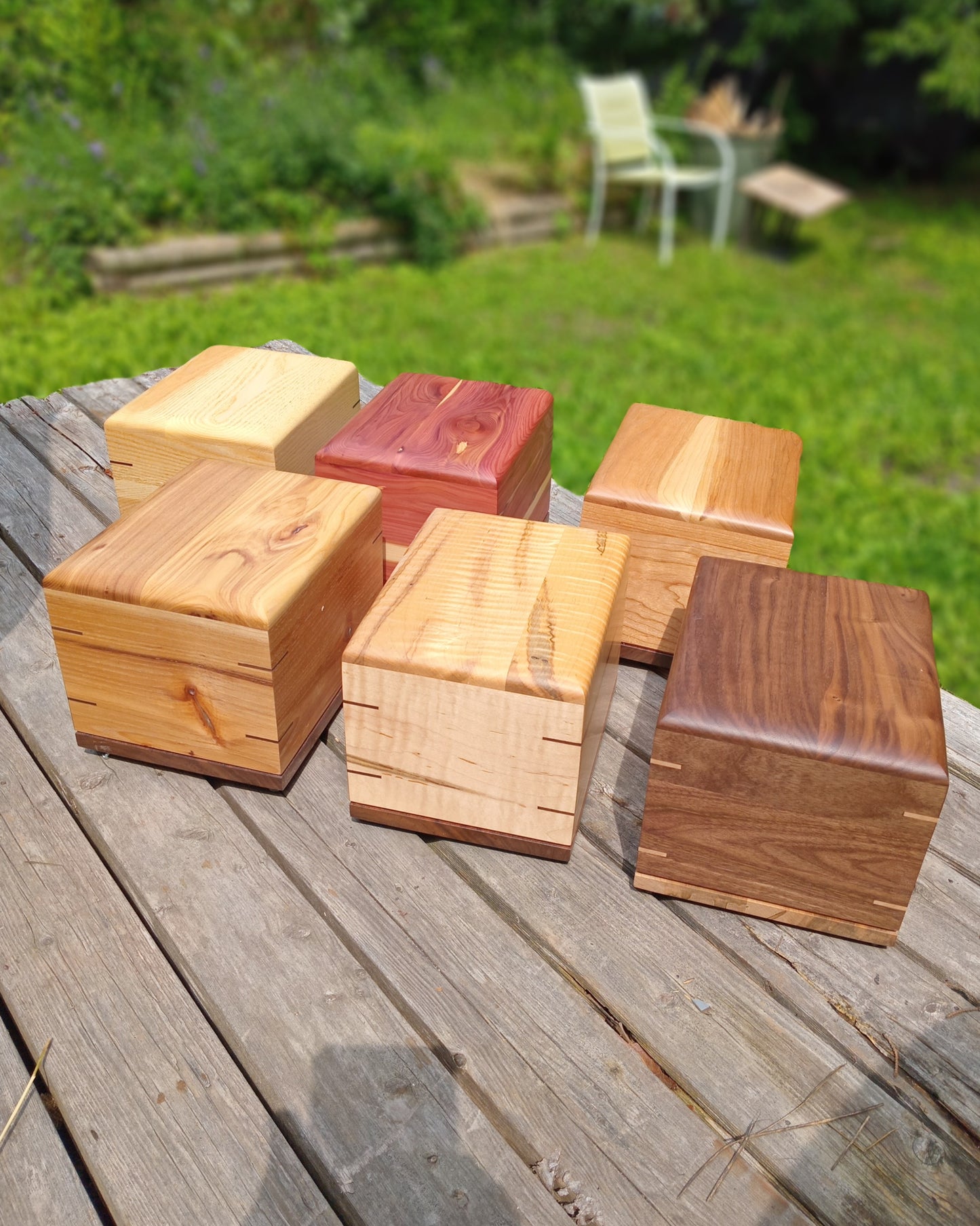 Wholesale Bulk order : 10-Woodbox Urns For Ashes