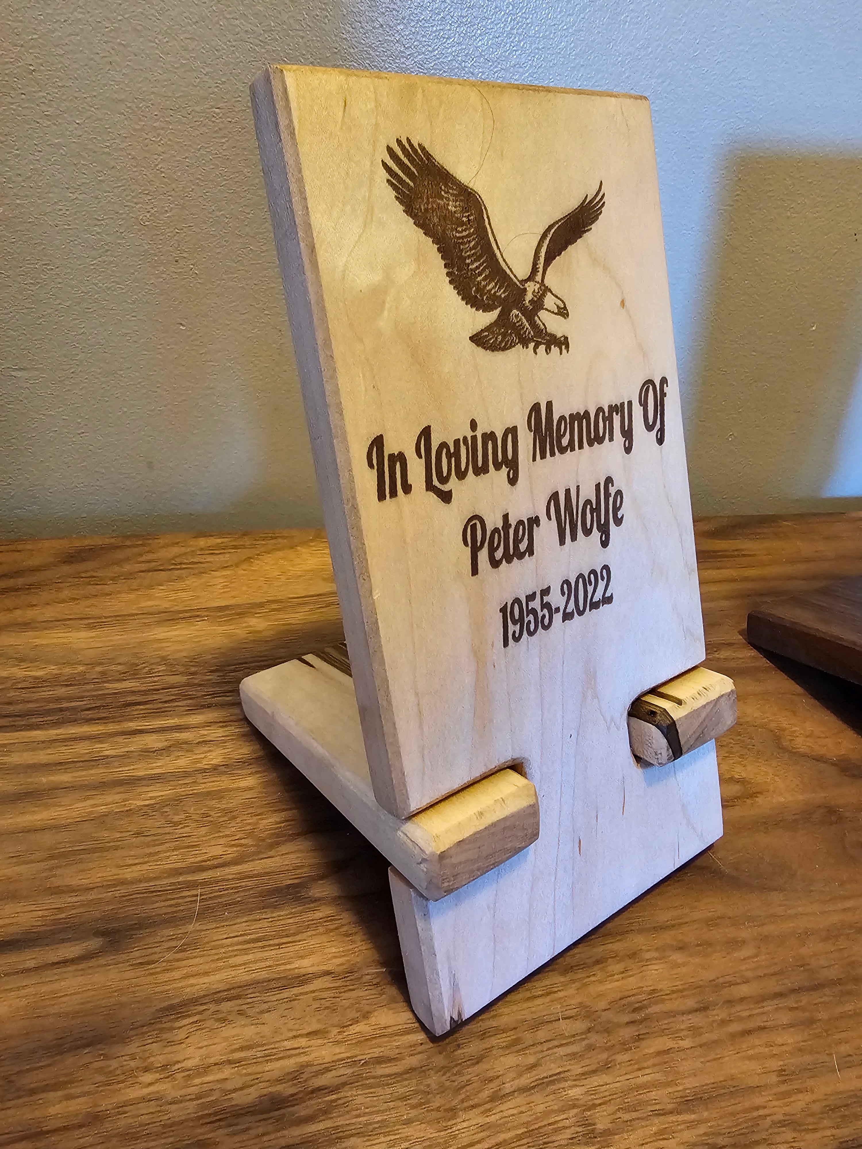 Personalized Memorial Plaque – A Timeless Tribute for Home, Family, and Friends