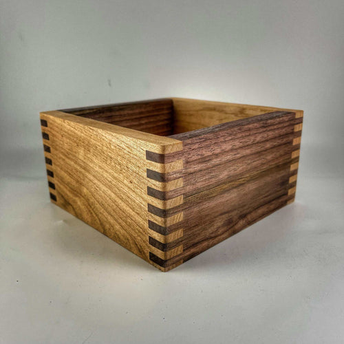Craftsman Series Urn - Box Joint - Coming Soon - Contact me for availability