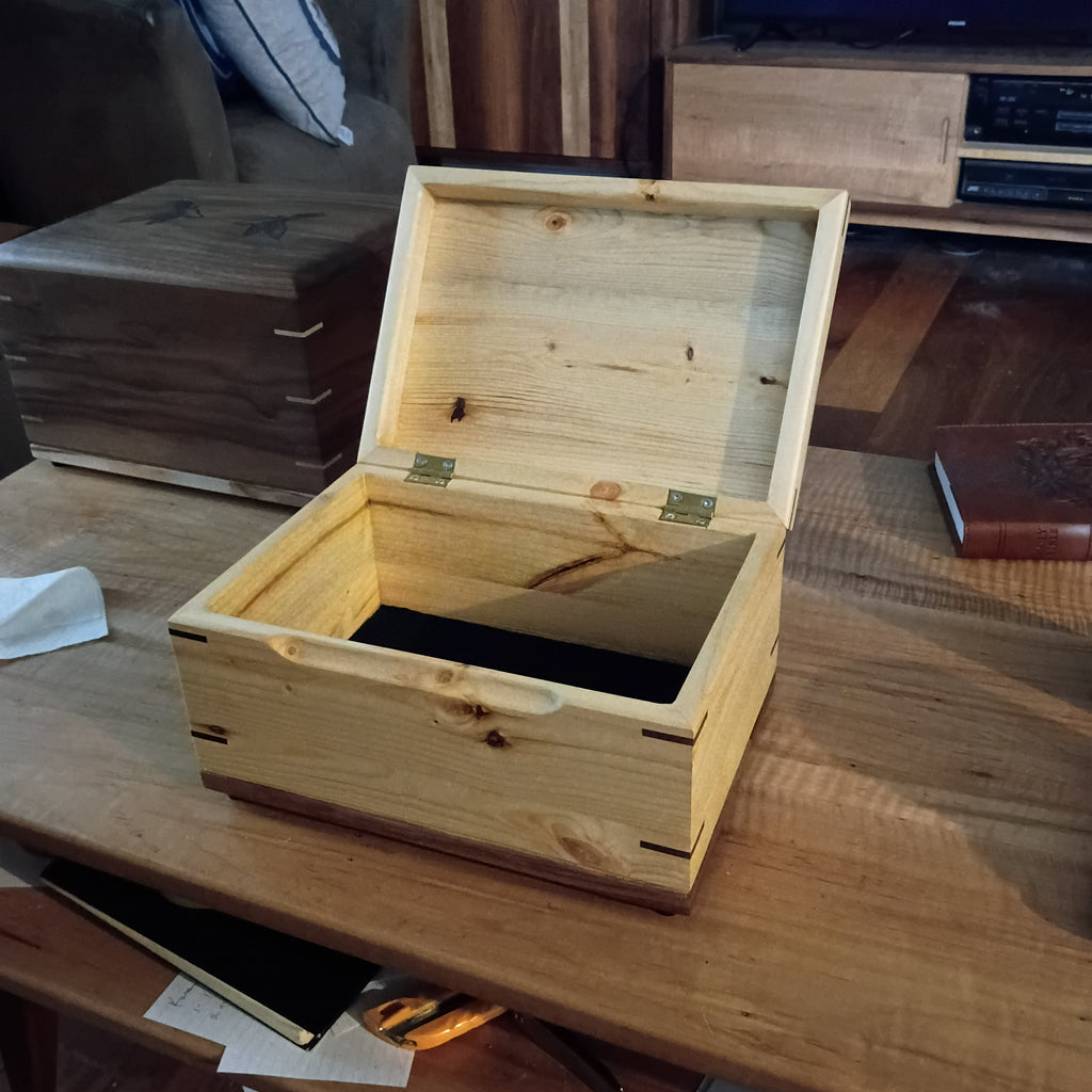 Solid Wood Keepsake/Jewelry box