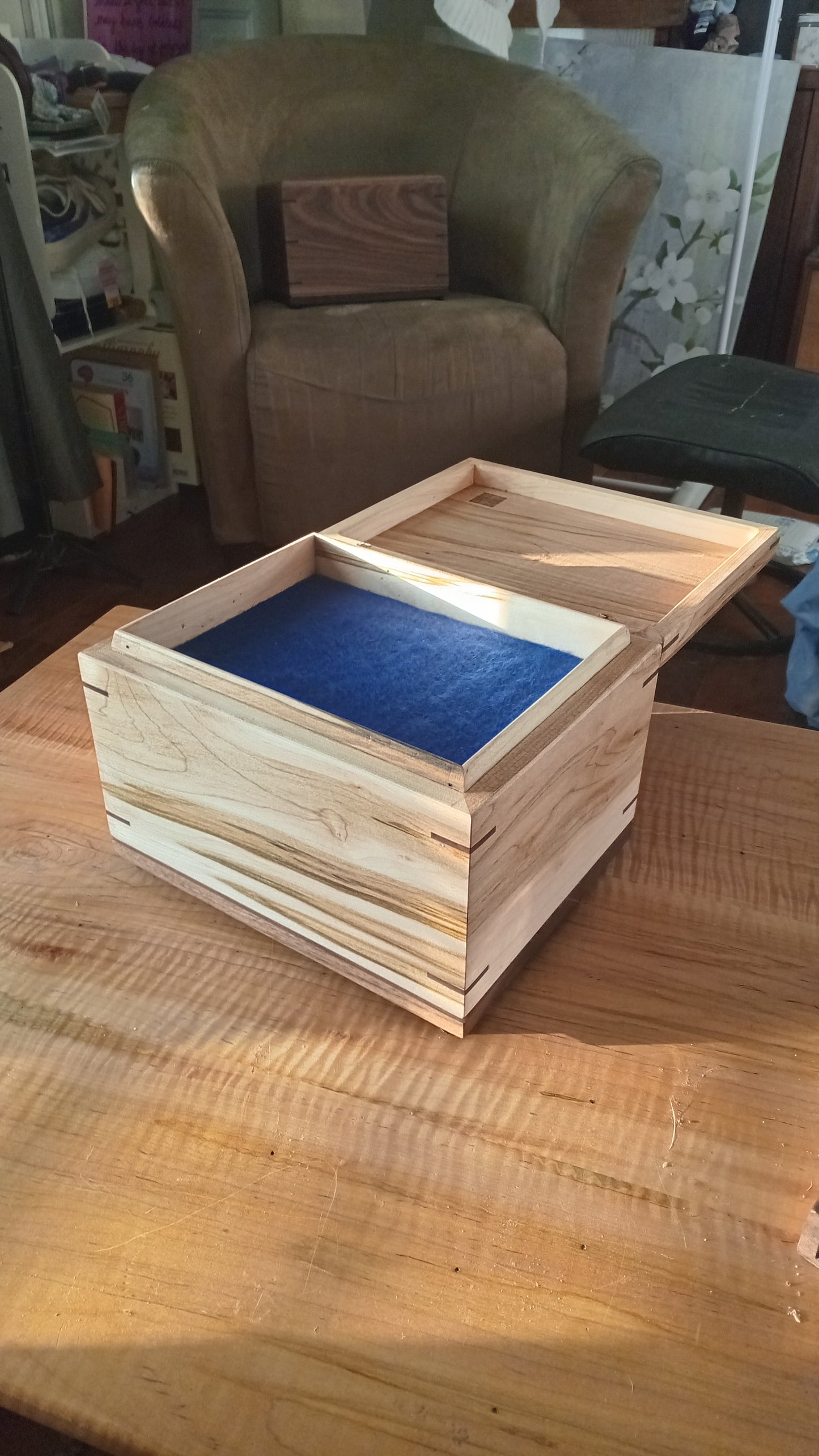 The Treasure Chest Keepsake Woodbox Urn For Ashes