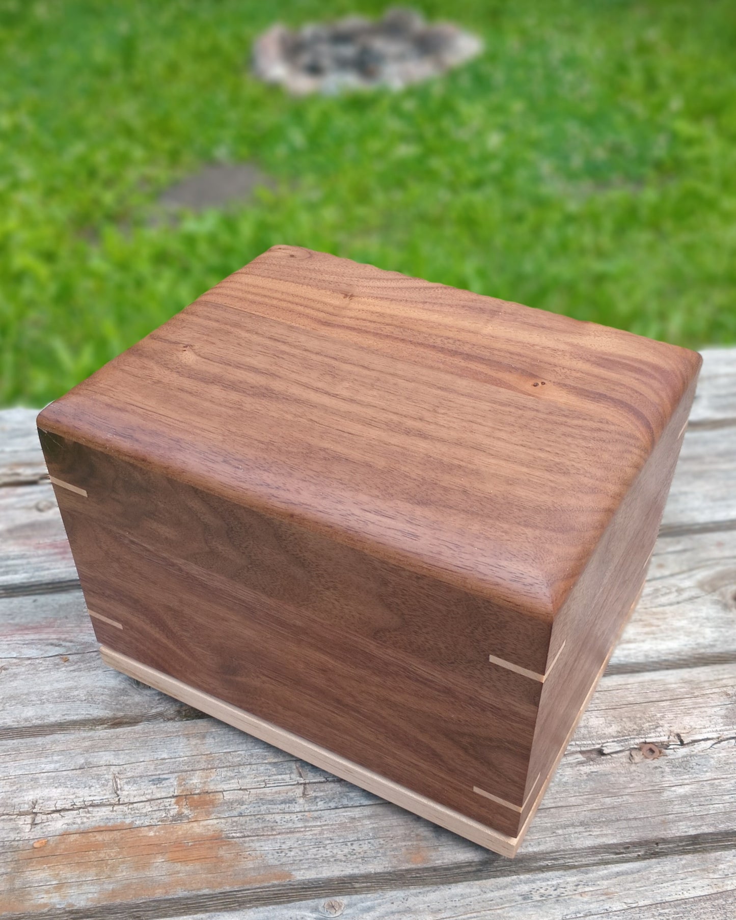 The Havenwood Woodbox Urn For Ashes