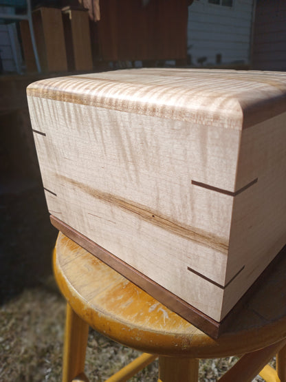 The Safe Harbor Woodbox Urn For Ashes