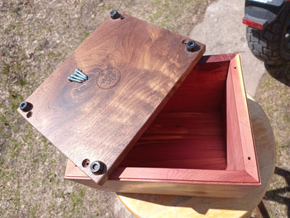 The Treasure Keepsake Woodbox Urn For Ashes