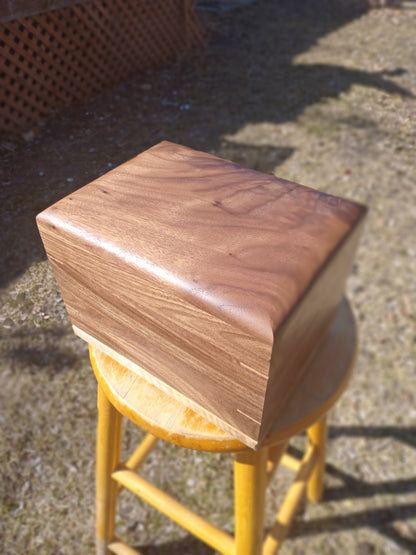 The Treasure Keepsake Woodbox Urn For Ashes