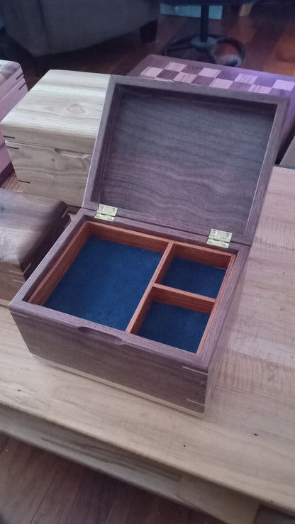 Keepsake/Jewelry boxes