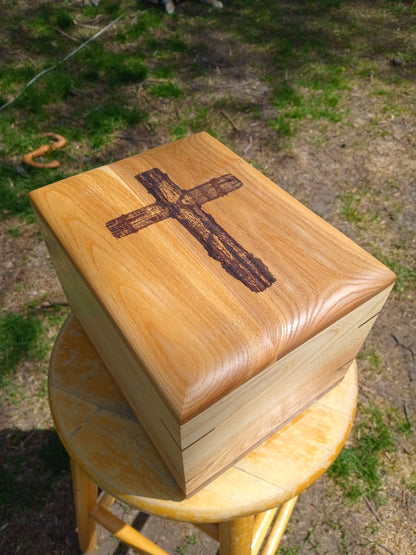 The Havenwood Woodbox Urn For Ashes