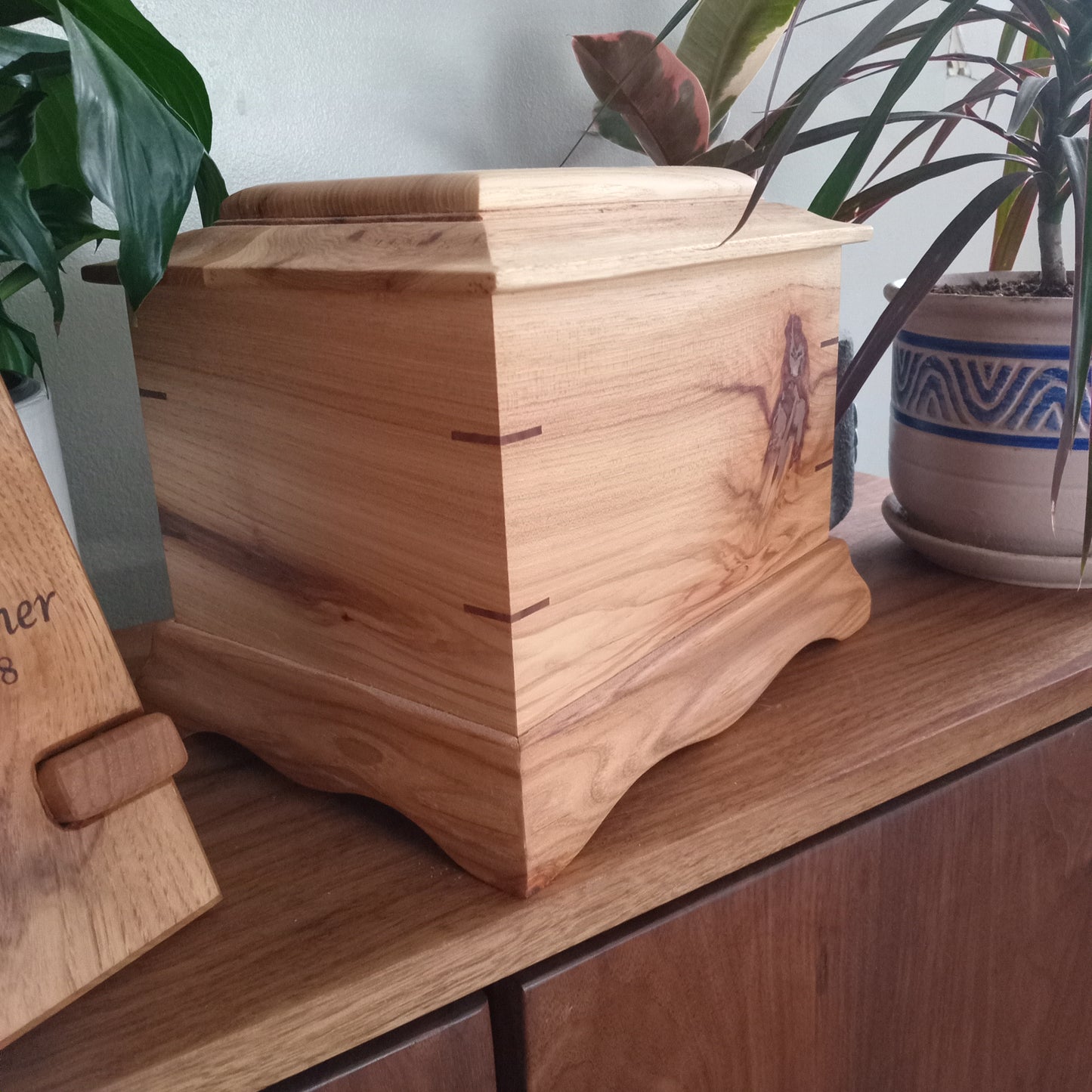 The Ashwood Keep - Keeping It Traditional Woodbox Urn For Ashes