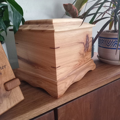 The Ashwood Keep - Keeping It Traditional Woodbox Urn For Ashes