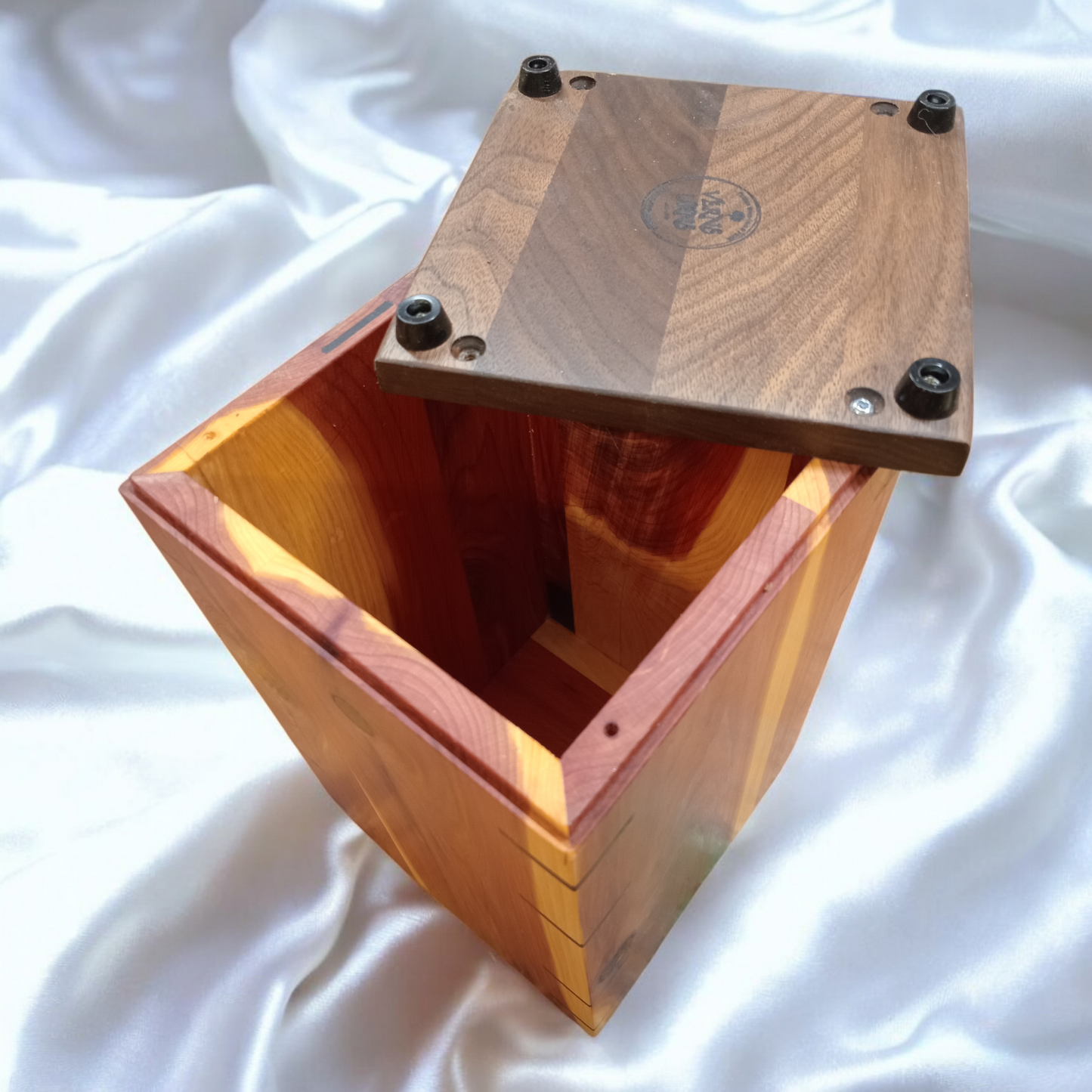 Soulwood Urn -A Tribute with the Soul of Your Loved One