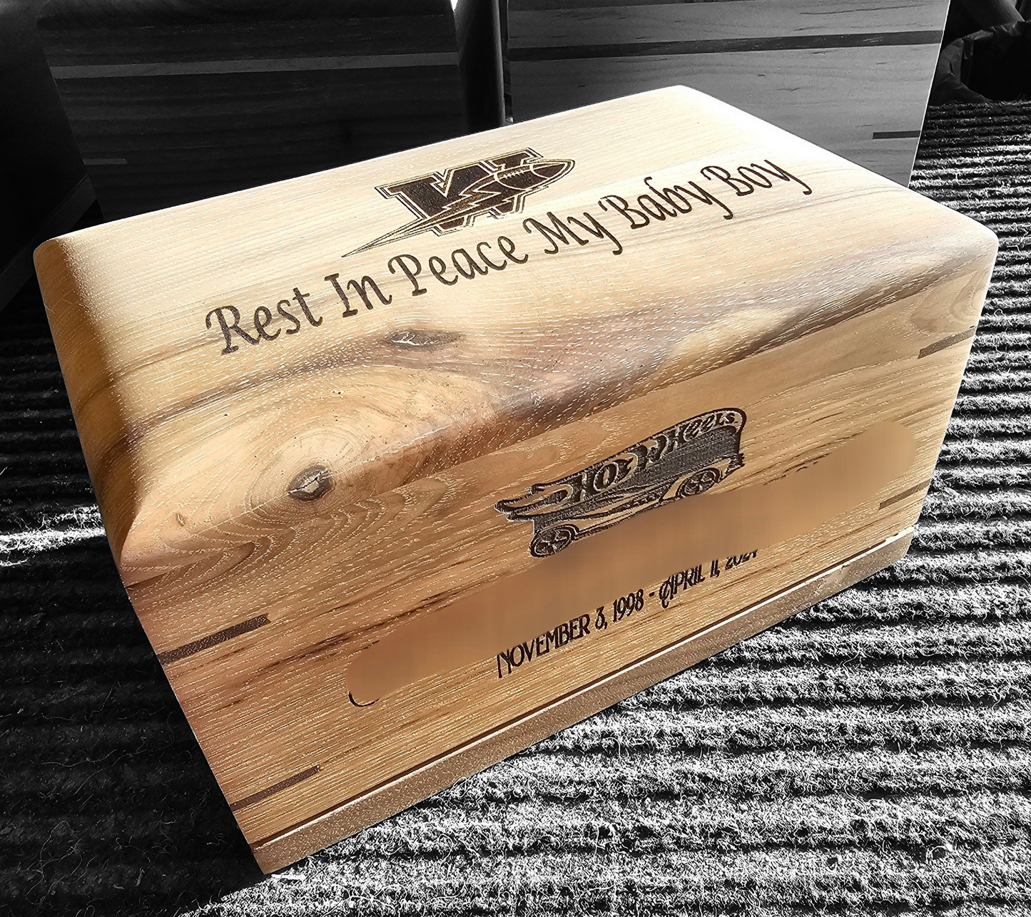 The Havenwood Woodbox Urn For Ashes