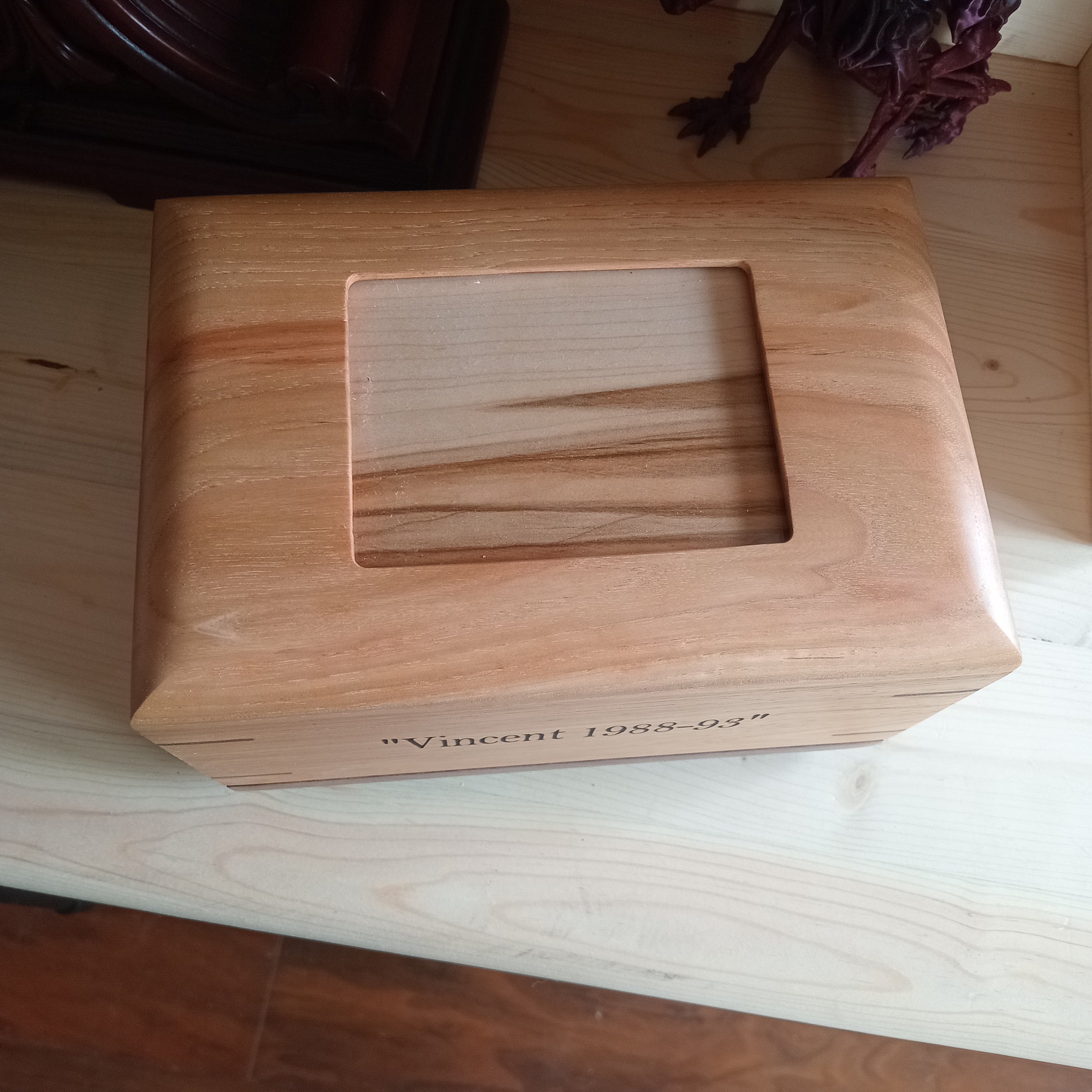 Paw Prints Photo - Wood box Urn For Animal Ashes