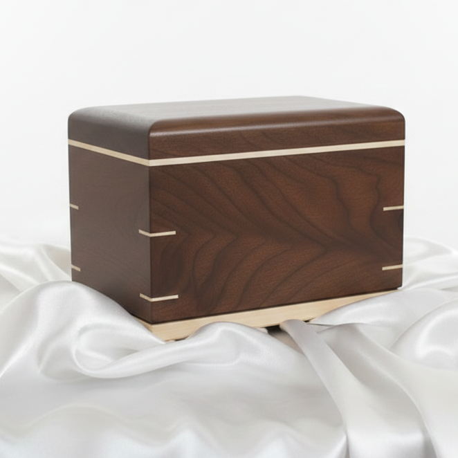 Handcrafted Hardwood Urn For Ashes Made In Canada - True North Urn