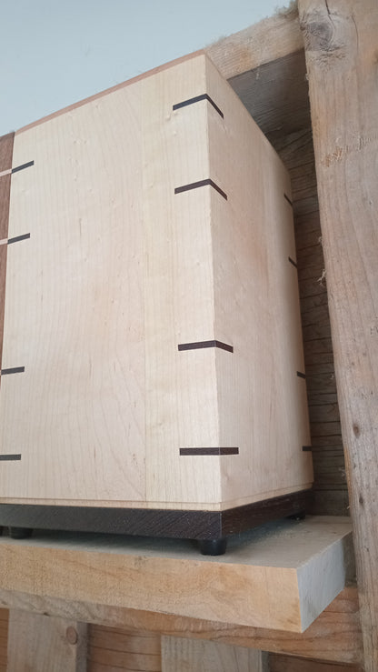 Soulwood Urn -A Tribute with the Soul of Your Loved One