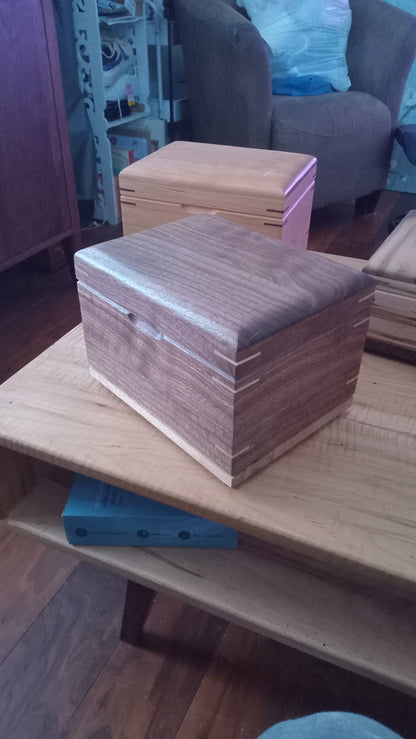Keepsake/Jewelry boxes