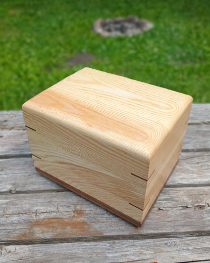 The Havenwood Woodbox Urn For Ashes