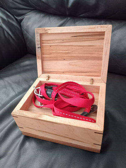 The Treasure Keepsake Woodbox Urn For Ashes