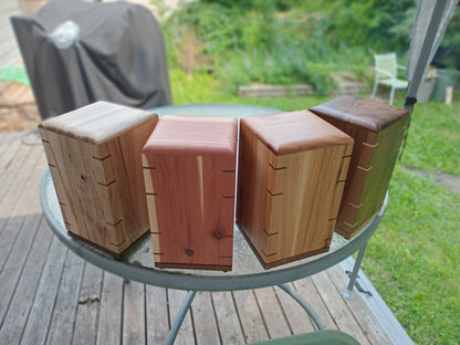 Wholesale Bulk order : 10-Woodbox Urns For Ashes