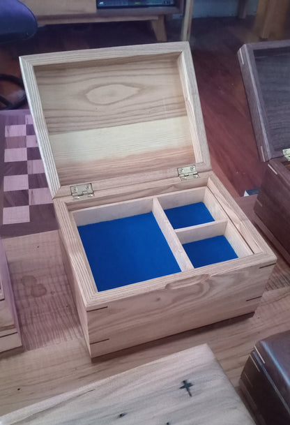 Keepsake/Jewelry boxes